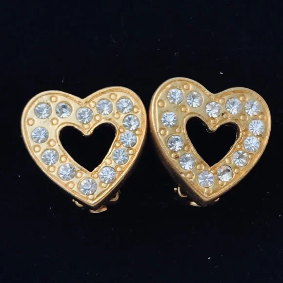- Heart clip on earrings - Picture 1 of 7